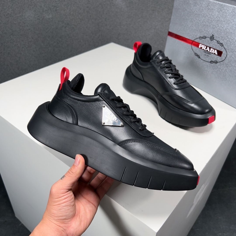 Pra*a casual shoes